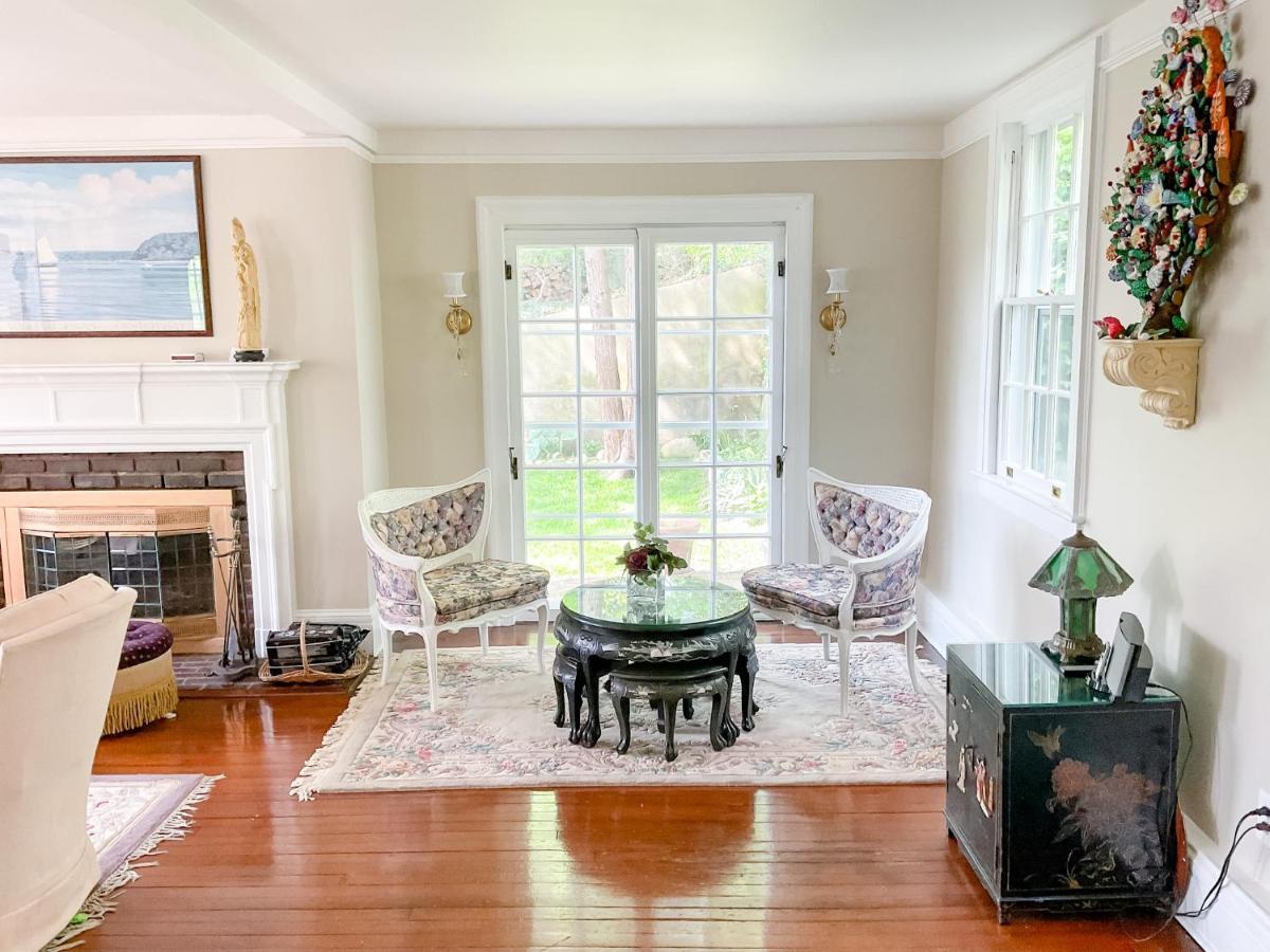 The Harbor Rose Bed & Breakfast Cold Spring Harbor Exterior photo