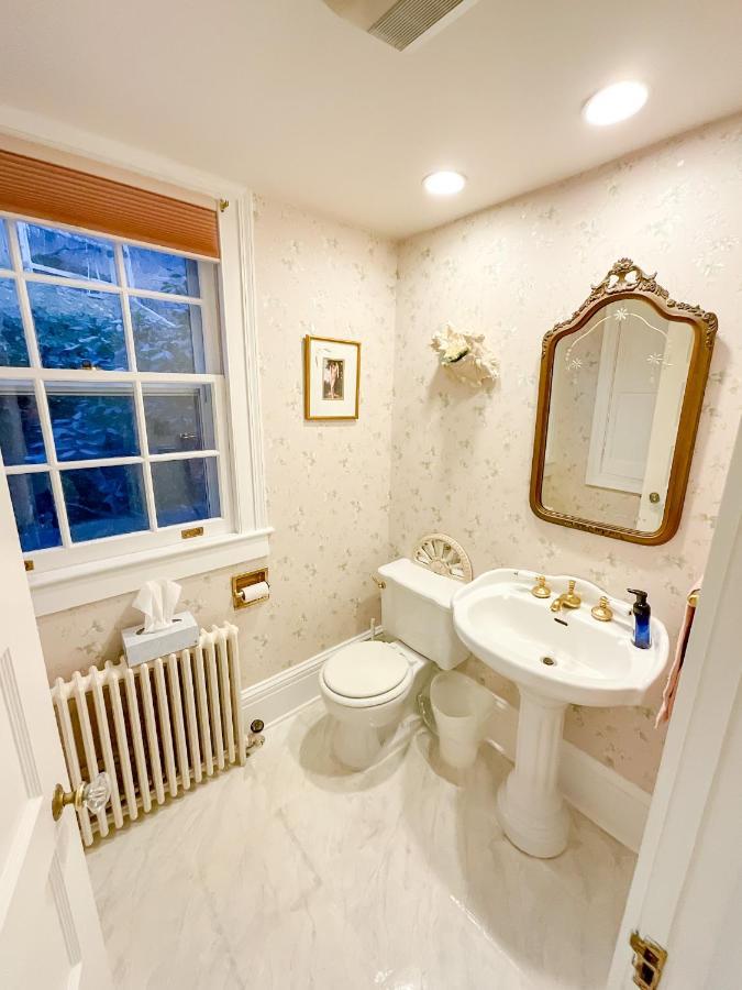 The Harbor Rose Bed & Breakfast Cold Spring Harbor Exterior photo